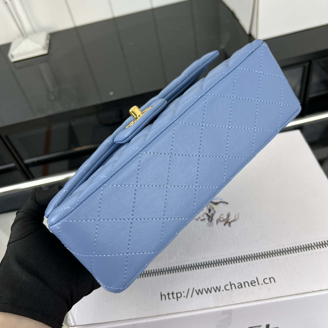 Chanel A01117 Flap Handbag Classic Bag Blue Lambskin - Gold - View 5