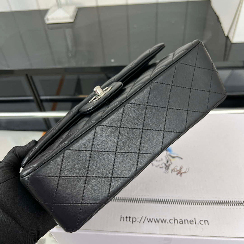 Chanel A01117 Flap Handbag Classic Bag Black Lambskin