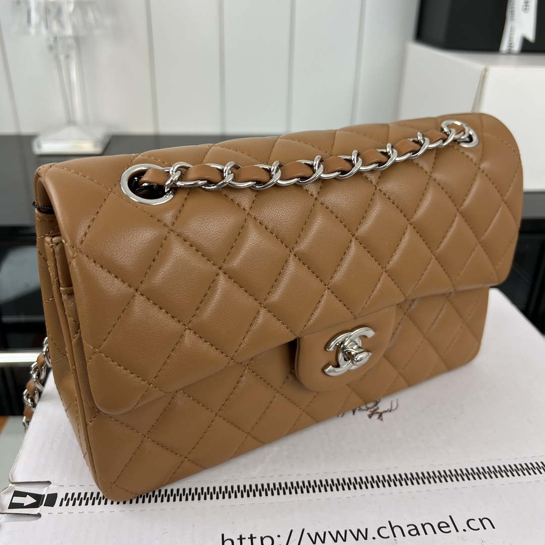 Chanel A01117 Flap Handbag Classic Bag Brown Lambskin - Gold - View 12