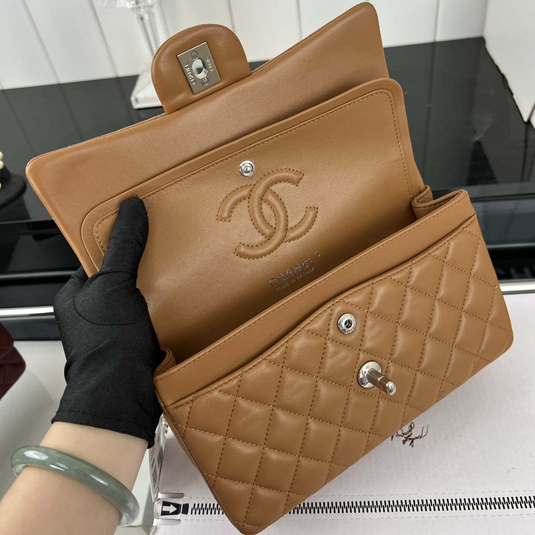 Chanel A01117 Flap Handbag Classic Bag Brown Lambskin