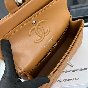 Chanel A01117 Flap Handbag Classic Bag Brown Lambskin - Gold - View 17