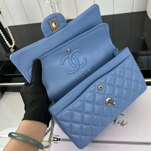 Chanel A01117 Flap Handbag Classic Bag Blue Lambskin - Gold - View 16