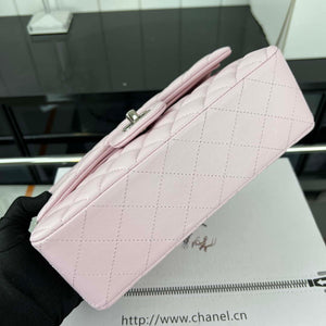 Chanel A01117 Flap Handbag Classic Bag Light Pink Lambskin - Gold - View 5