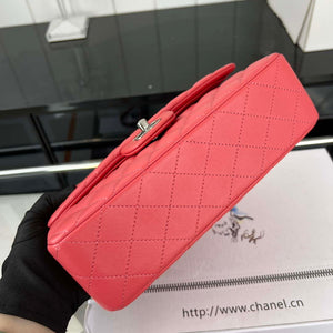 Chanel A01117 Flap Handbag Classic Bag Red Lambskin - Gold - View 14