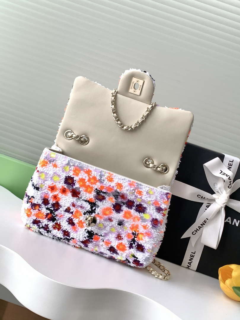 Chanel A09888 25C Evening Pink & white sequin mini AS4561  limited edition Lambskin