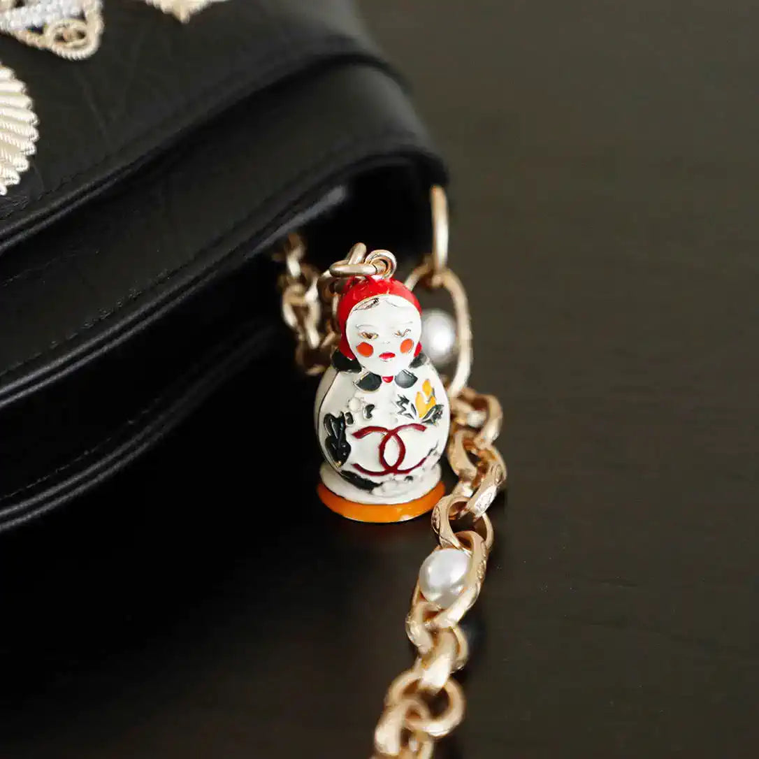 Chanel A1097 Felt hat-shaped badge pearl chain bag Black