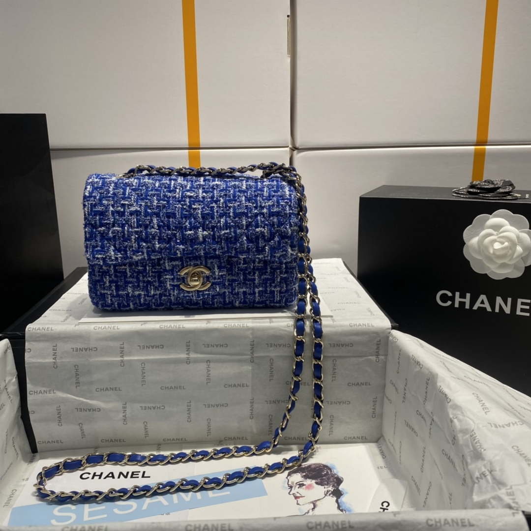 Chanel A1116 Mini Flap Classic Handbag Tweed & Gold-Tone Metal Blue - Default Title - View 1