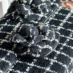 Chanel A1116 Mini Flap Classic Handbag Tweed & Silver-Tone Metal Black - Default Title - View 7