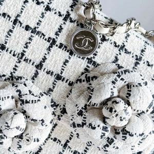 Chanel A1116 Mini Flap Classic Handbag Tweed & Silver-Tone Metal White - Default Title - View 7