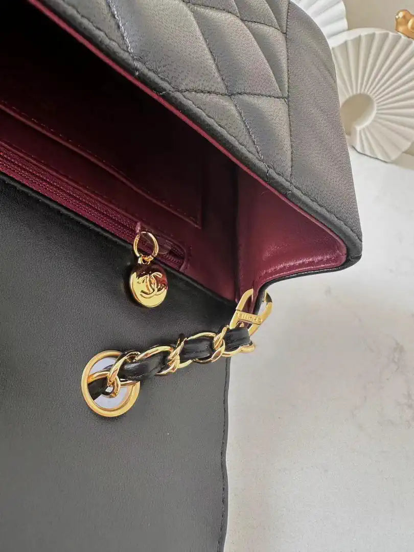 Chanel A2221 Black Lambskin Medium Diana Shoulder Bag 181716