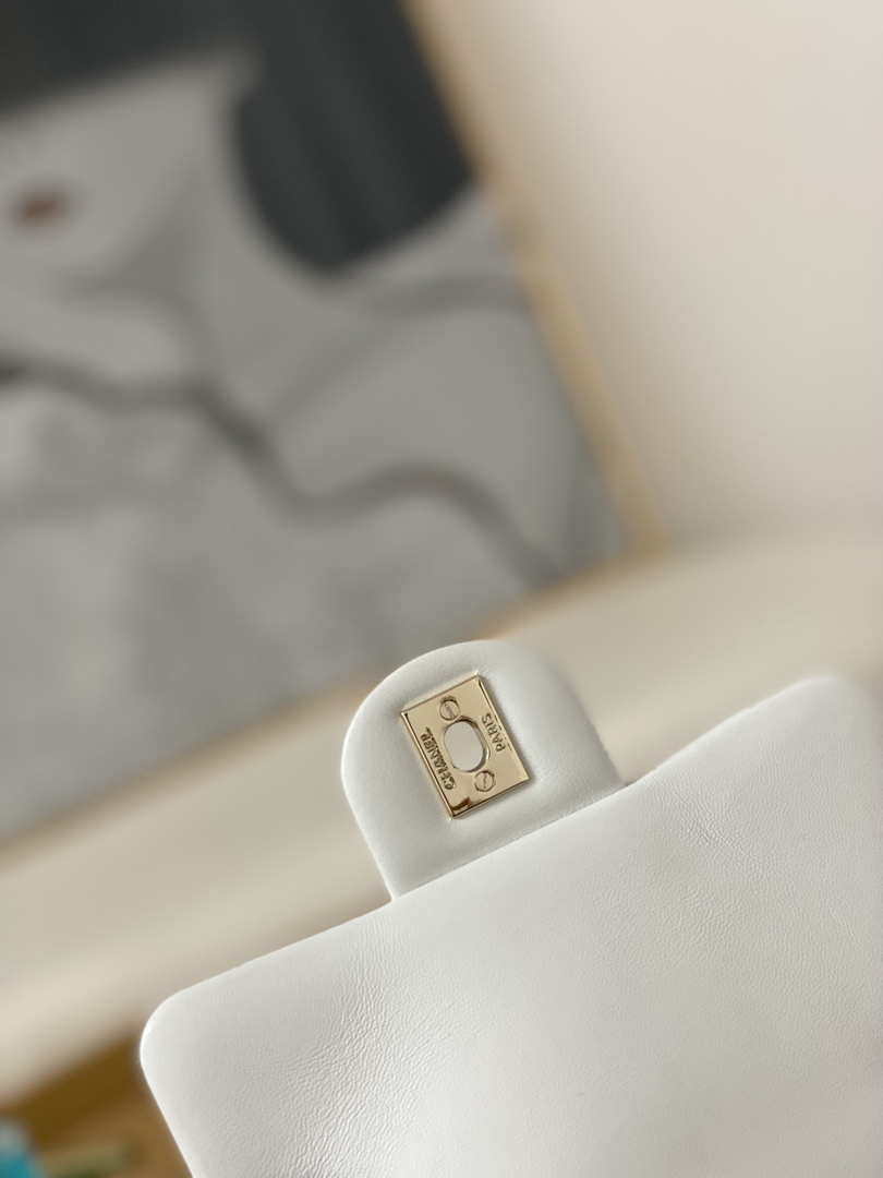Chanel A35200 Mini Flap Bag 18cm Lambskin White 1115 With Ball