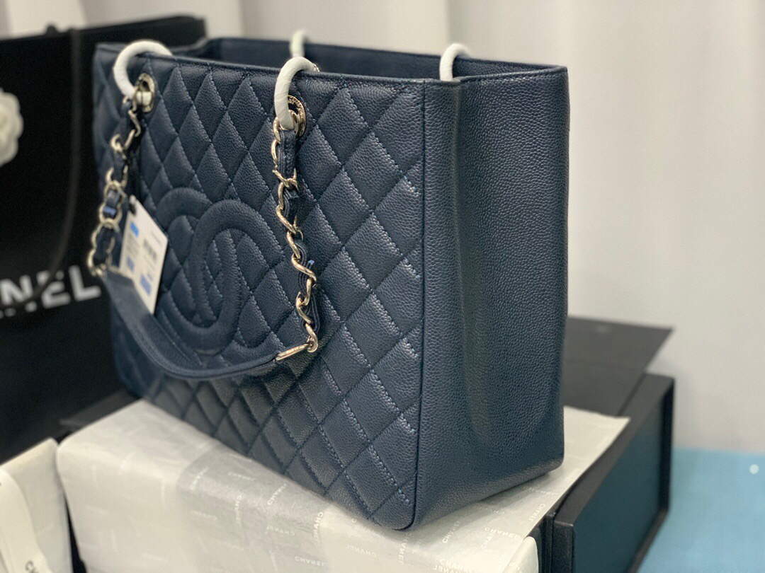 Chanel A50995 Matelasse GST Chain Tote bag caviar Calfskin leather Navy Blue Silver