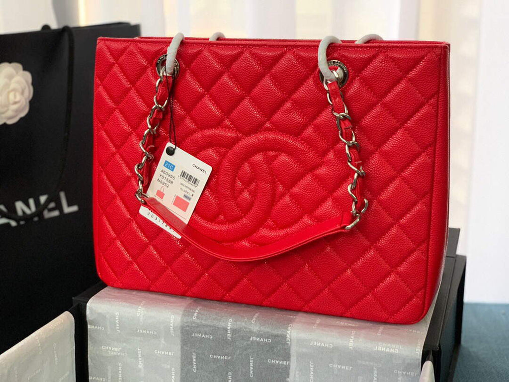 Chanel A50995 Matelasse GST Chain Tote bag caviar Calfskin leather Red Silver