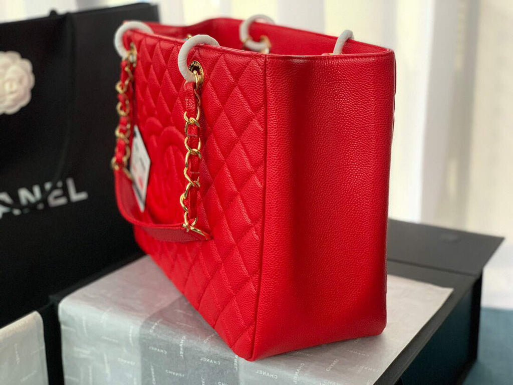 Chanel A50995 Matelasse GST Chain Tote bag caviar Calfskin leather Red Gold