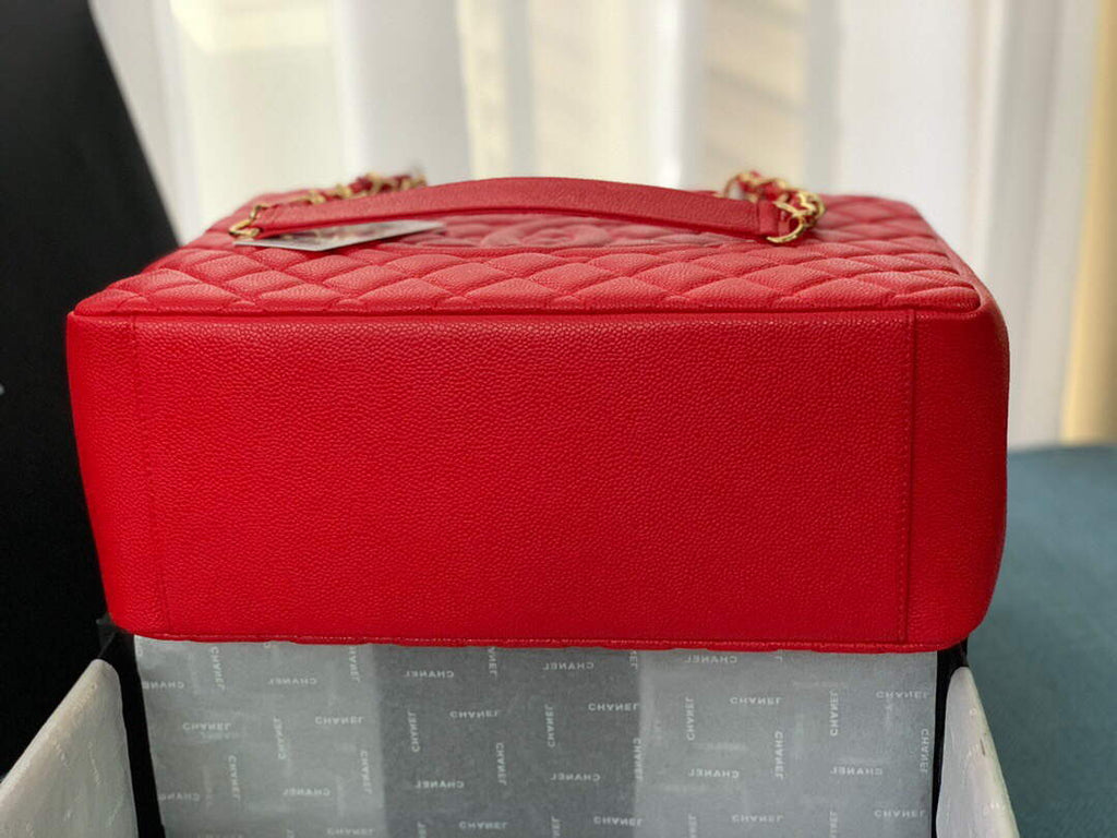Chanel A50995 Matelasse GST Chain Tote bag caviar Calfskin leather Red Gold