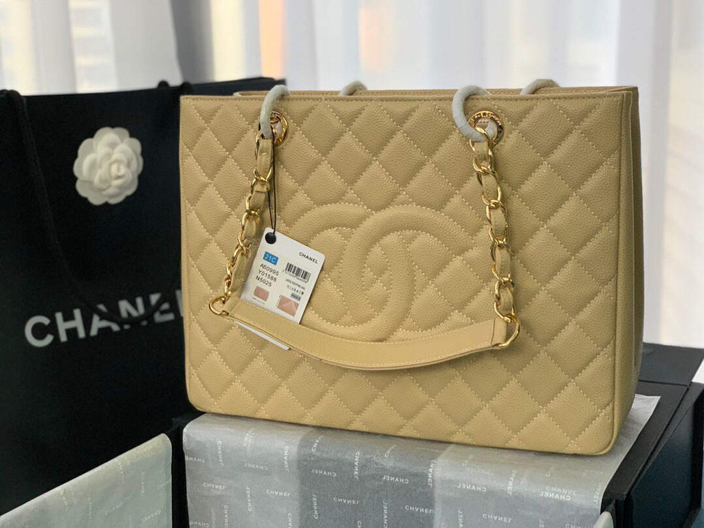 Chanel A50995 Matelasse GST Chain Tote bag caviar Calfskin leather Yellow Gold