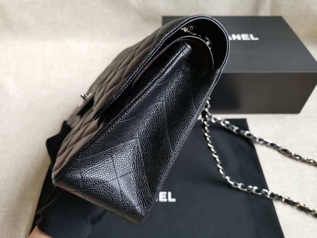 Chanel A58600 Large Classic Handbag Grained shiny Calfskin Black Sliver - Default Title - View 4