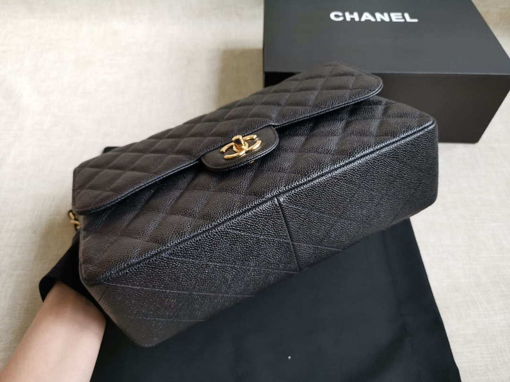 Chanel A58600 Large Flap Handbag Classic bag Grained shiny Calfskin gold Black