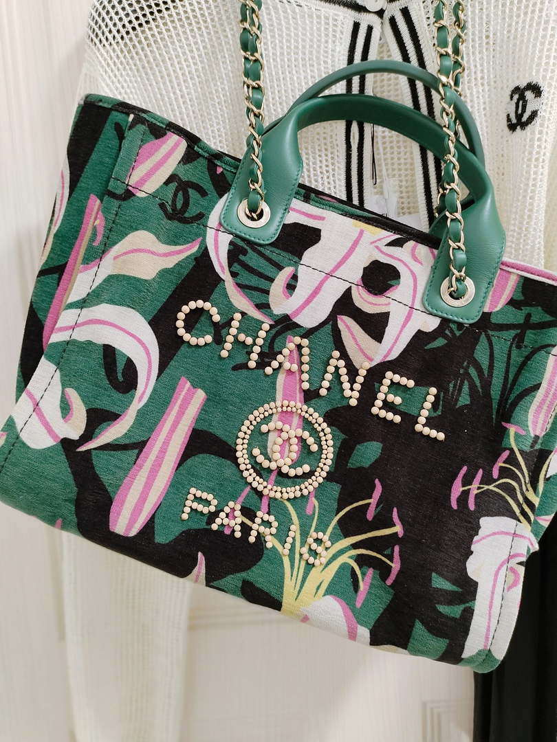 Chanel A66941 Large Tote Printed Velvet Wooden Pearls & Gold-Tone Metal Green & Multicolour - Default Title - View 7