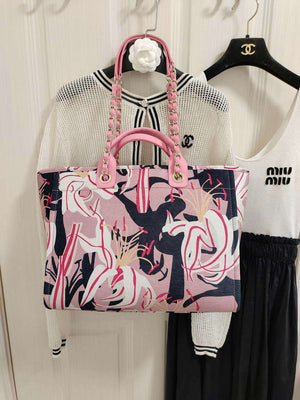 Chanel A66941 Large Tote Printed Velvet Wooden Pearls & Gold-Tone Metal Pink & Multicolour - Default Title - View 2