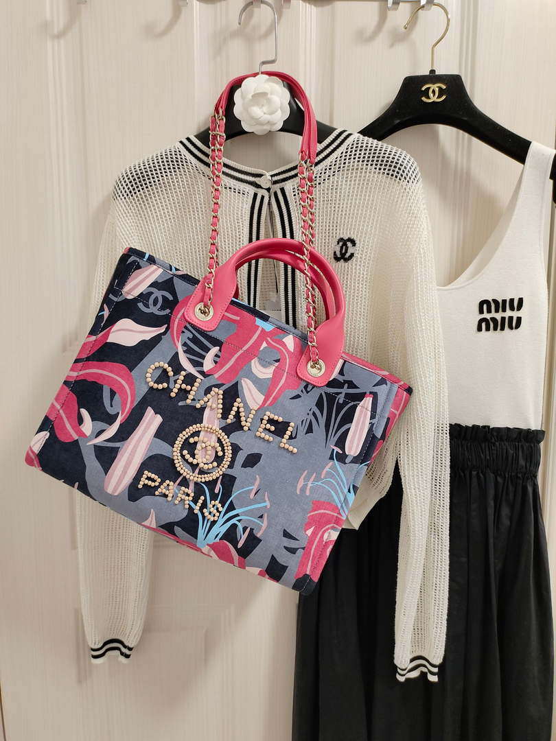 Chanel A66941 Medium Tote Printed Velvet Wooden Pearls & Gold-Tone Metal Red & Multicolour - Default Title - View 7