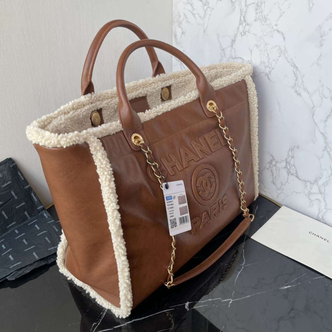 Chanel A66941 Large TOTE Shearling Lambskin & Gold-Tone Metal Brown & Beige