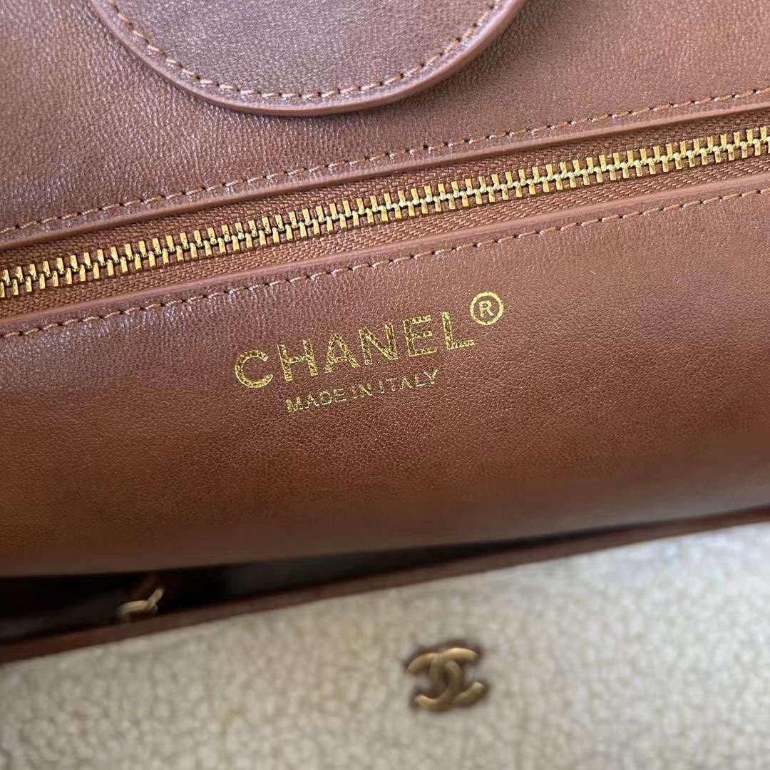 Chanel A66941 Large TOTE Shearling Lambskin & Gold-Tone Metal Brown & Beige