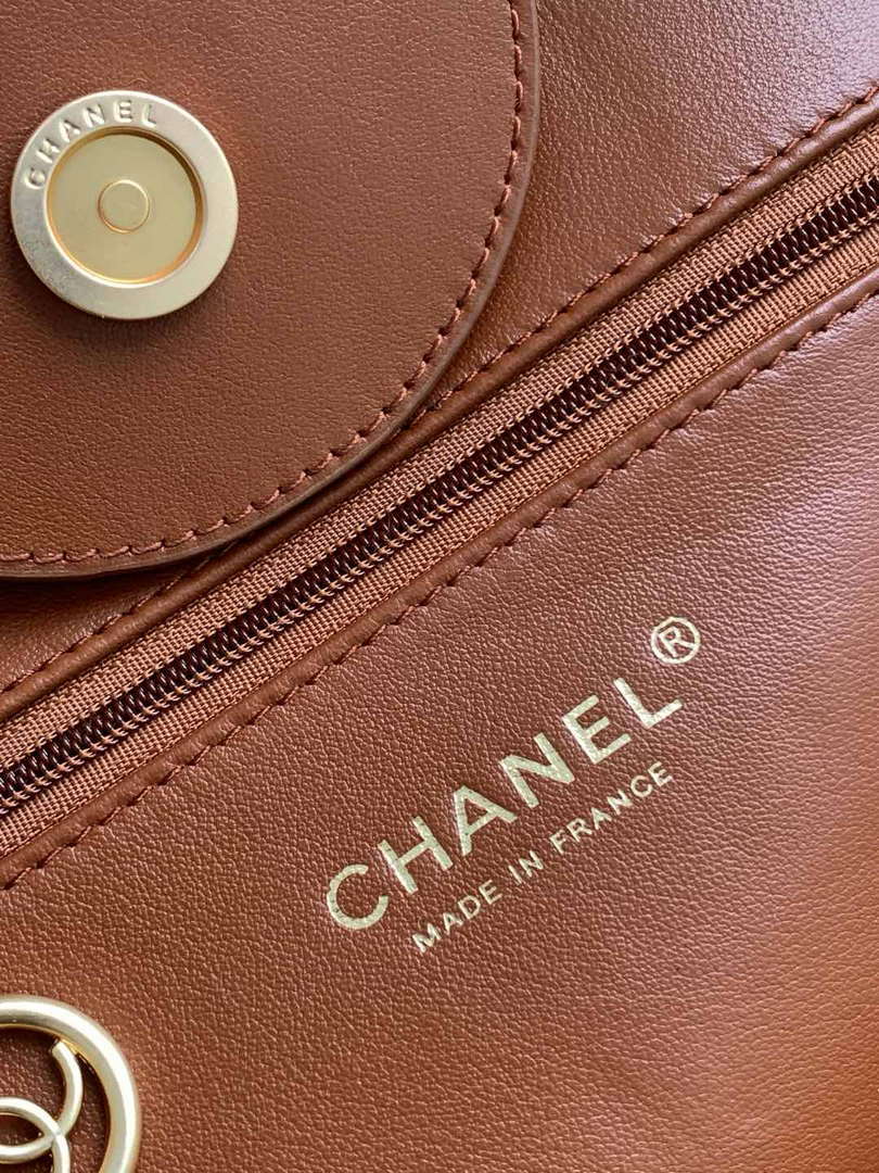 Chanel A66941 Large TOTE Shearling Suede & Gold-Tone Metal Brown