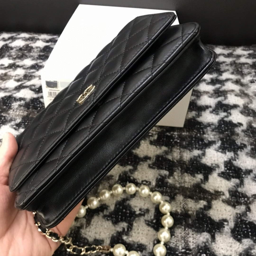 Chanel A68052 Wallet on Chain bag lambskin Imitation Pearls gold Black - Default Title - View 6