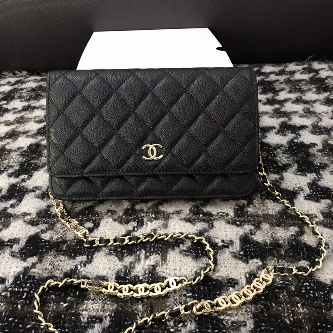 Chanel A68060 Wallet on Chain bag Grained Calfskin gold Black - Default Title - View 1