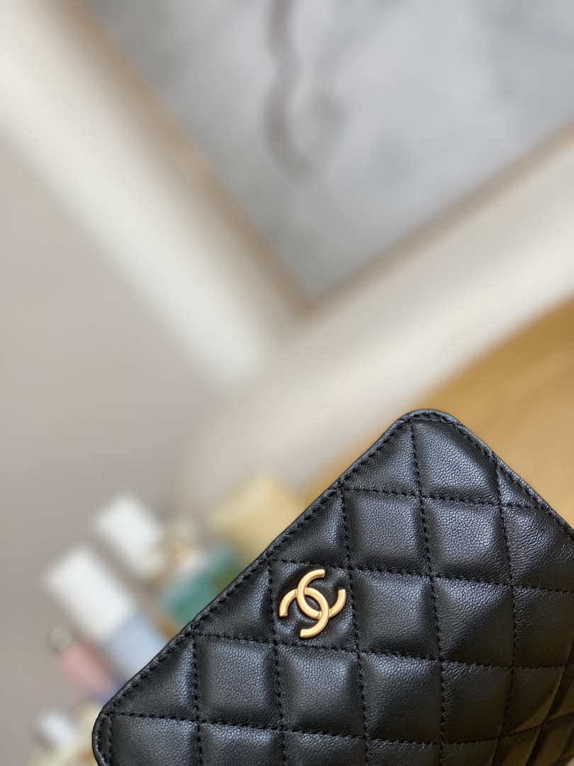Chanel A68098 Mini Flap Bag Lambskin Onyx Small Square Stewardess Bag Black - Default Title - View 4
