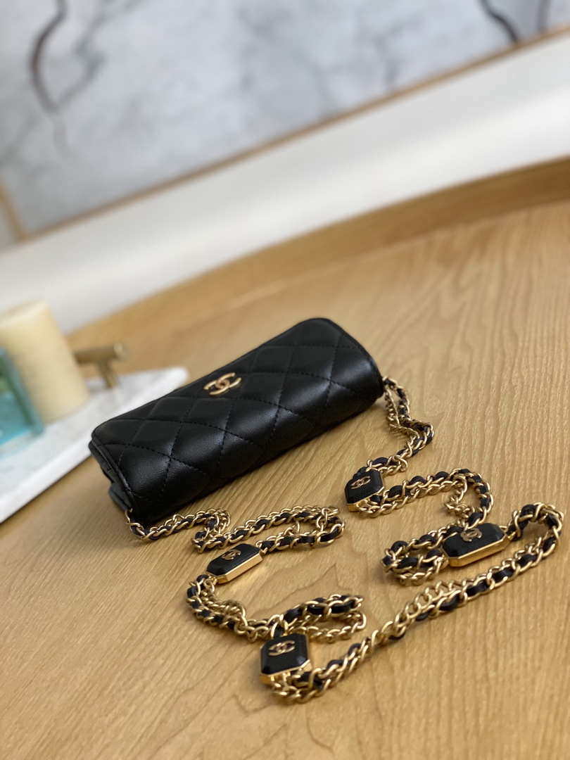 Chanel A68098 Mini Flap Bag Lambskin Onyx Small Square Stewardess Bag Black