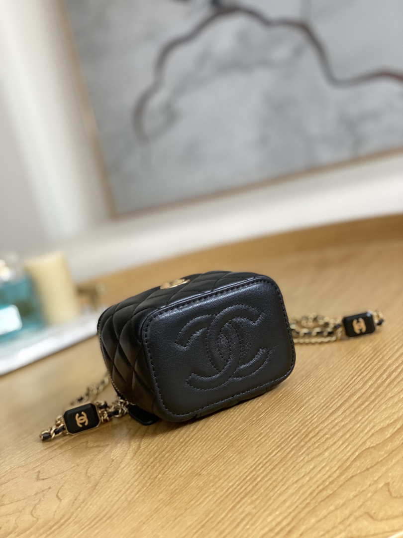 Chanel A68101 Small Vanity With Chain Lambskin Black - Default Title - View 5