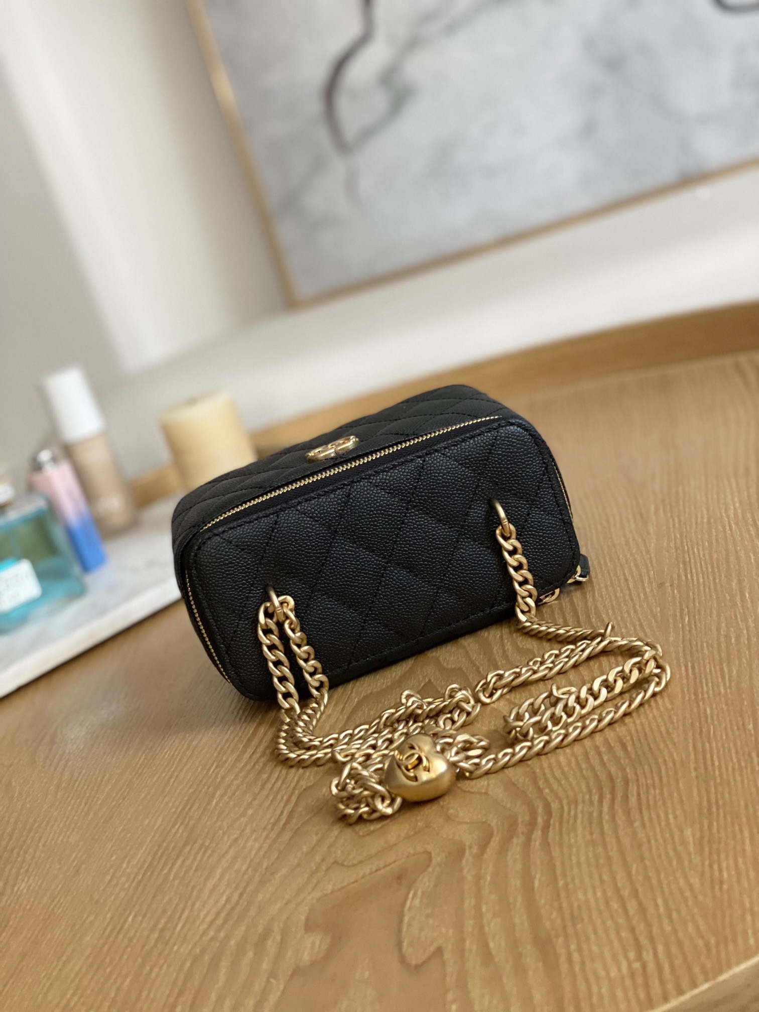 Chanel A68130  Vanity with chain Grained Calfskin Gold Black