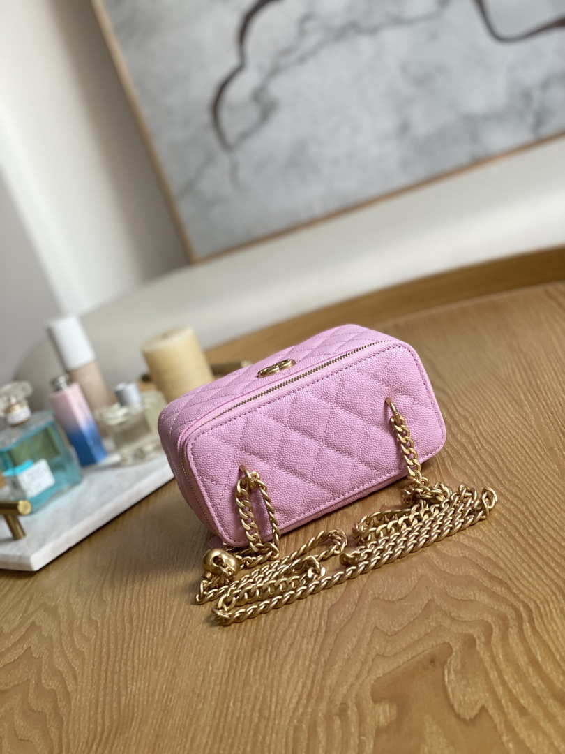 Chanel A68130  Vanity with chain Grained Calfskin Gold Pink