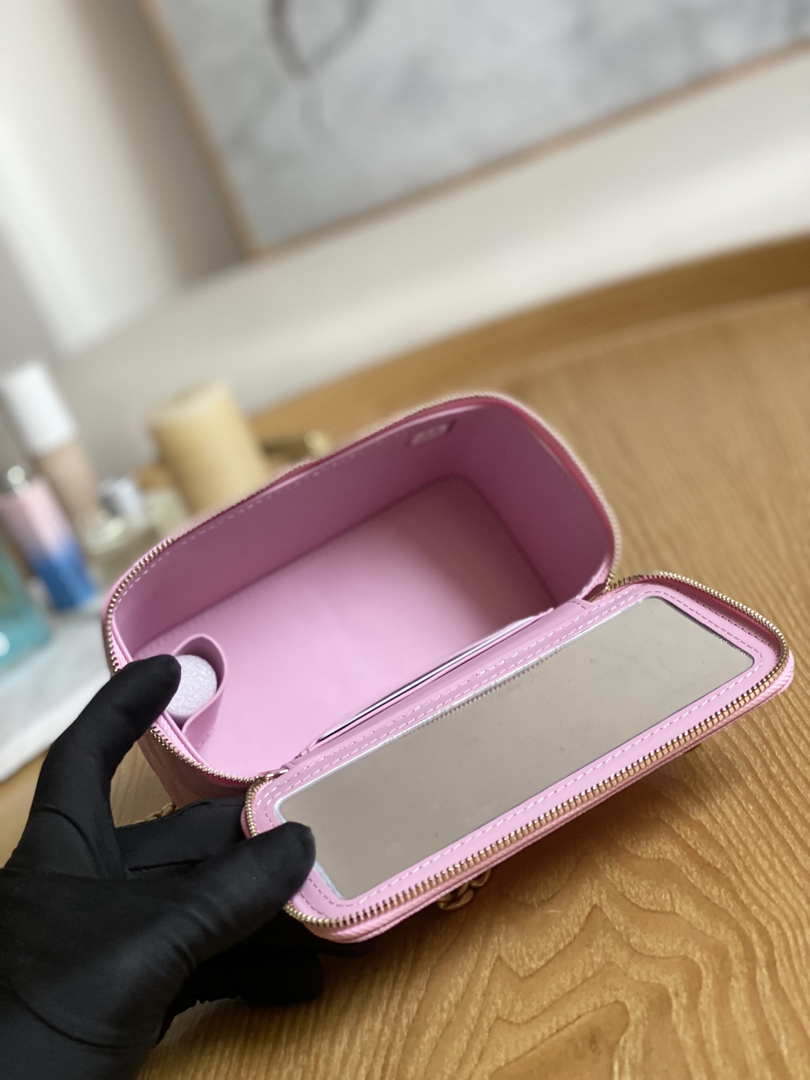 Chanel A68130  Vanity with chain Grained Calfskin Gold Pink - Default Title - View 9