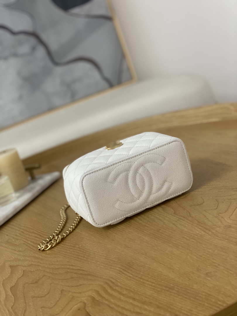 Chanel A68130  Vanity with chain Grained Calfskin Gold White - Default Title - View 7