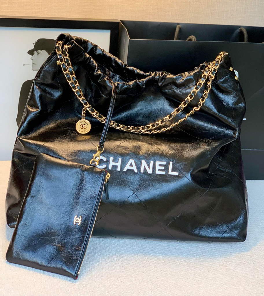 Chanel A68200 Large Chain Shopping Bag Black White - Default Title - View 1