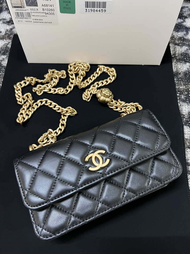 Chanel A68341 Flap Classic Bag Woc Camellia Lambskin Black