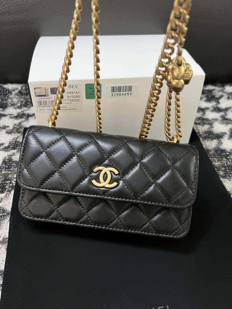 Chanel A68341 Flap Classic Bag Woc Camellia Lambskin Black