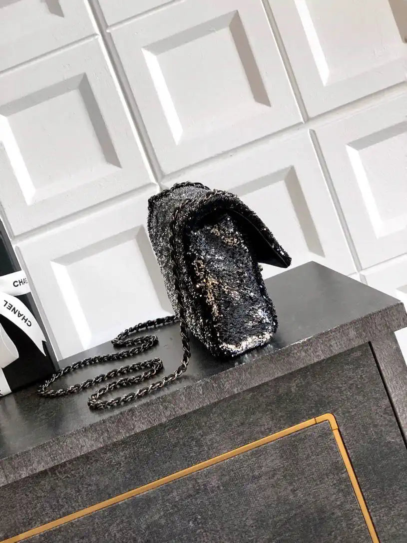 Chanel A69900 25B Mini Flap bag AS1116 Dense sequins with silver luster