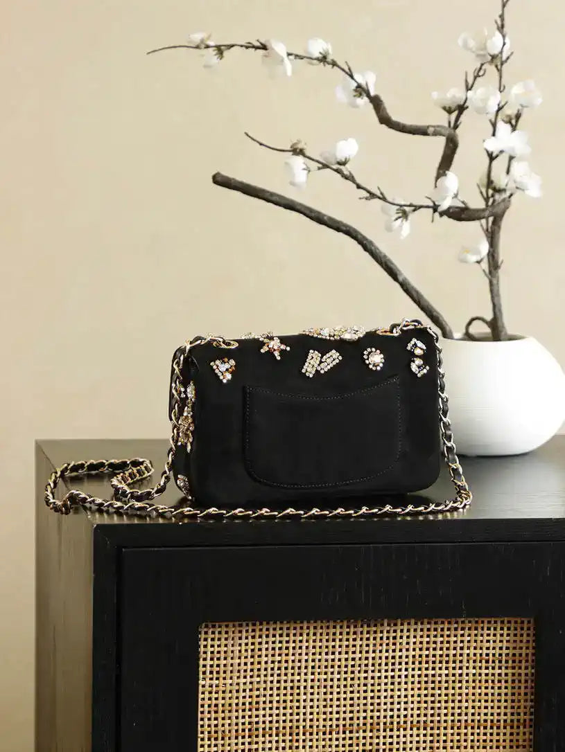 Chanel A69900 26A Mini Flap Badge Pack bag AS1116 Black