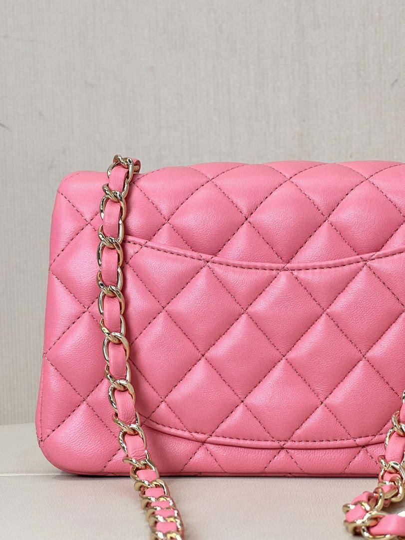 Chanel A69900 Mini Flap Bag Lambskin AS1116 Rose Red