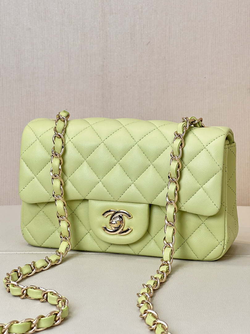 Chanel A69900 Mini Flap Bag Lambskin AS1116 Light Green