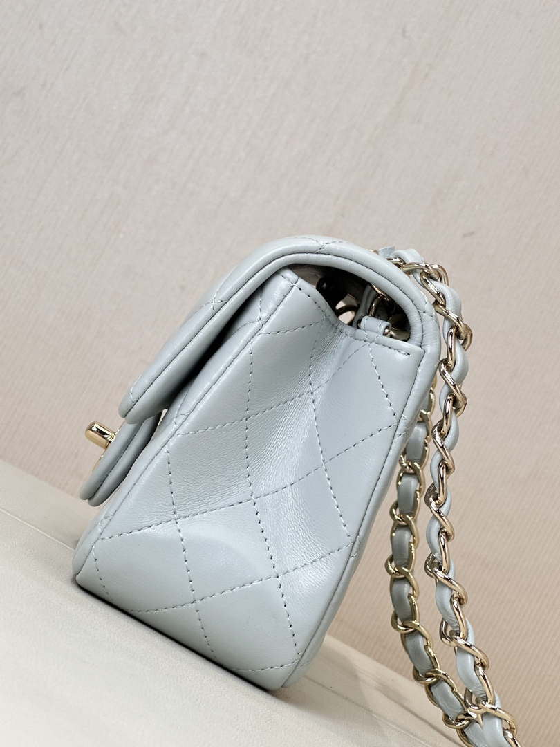 Chanel A69900 Mini Flap Bag Lambskin Light Blue AS1116
