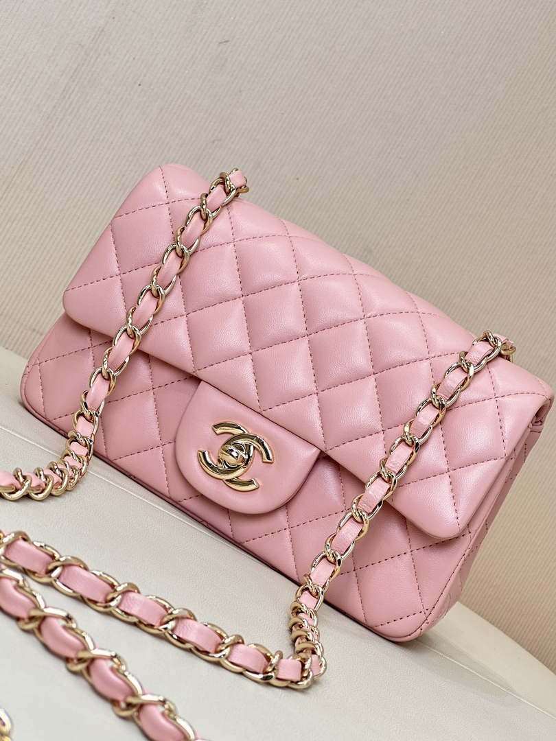 Chanel A69900 Mini Flap Bag Lambskin light Pink AS1116