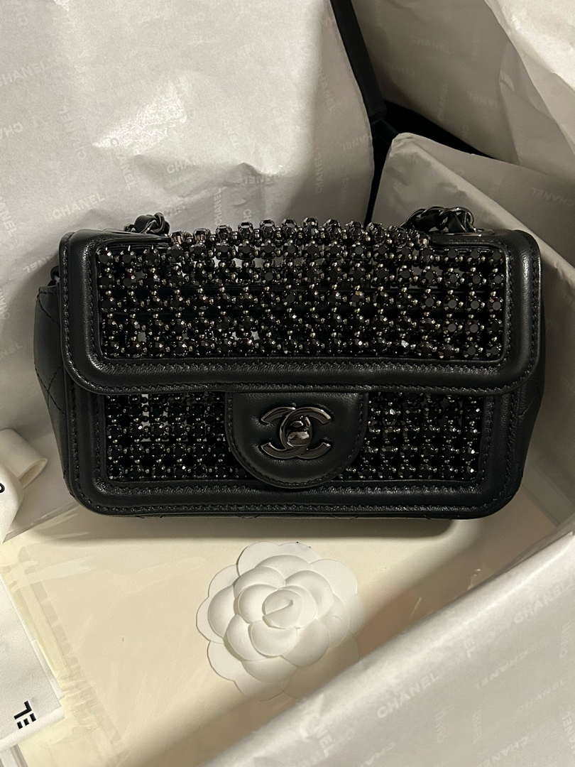 Chanel A8003 25p Evening Bag Lambskin Rhinestones Pearls A01112 Black