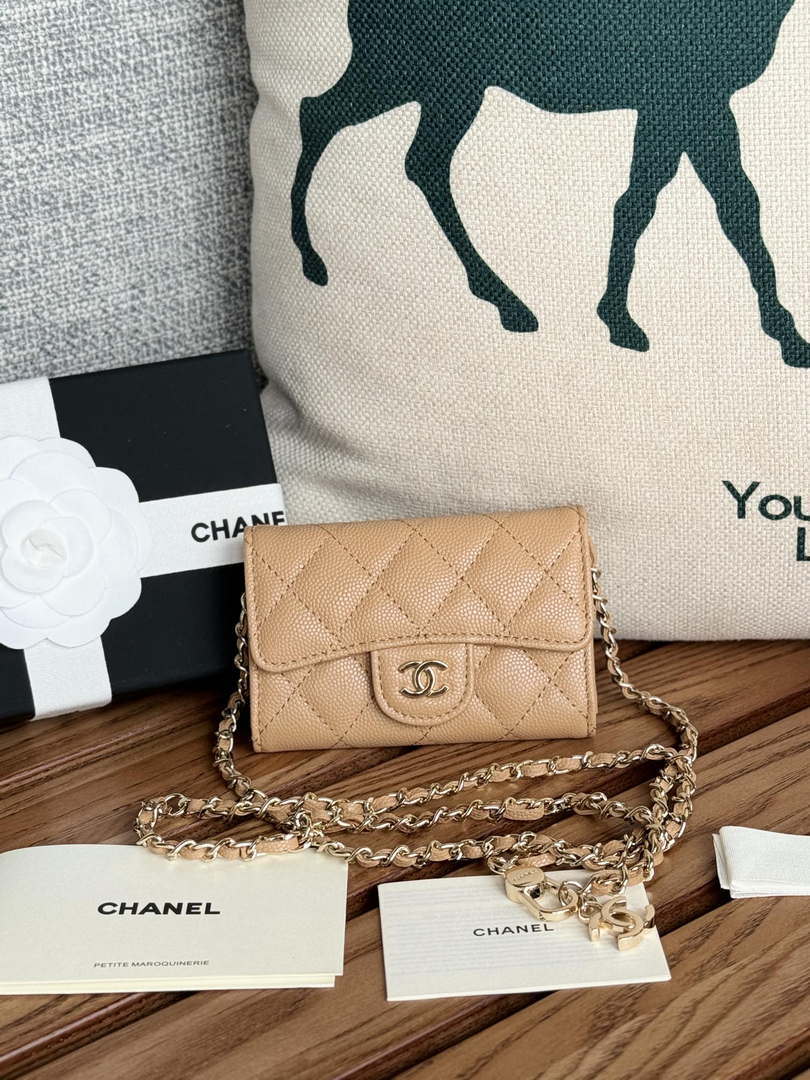 Chanel A81081 Wallet on Chain Shiny Calfskin Apricot - Default Title - View 1