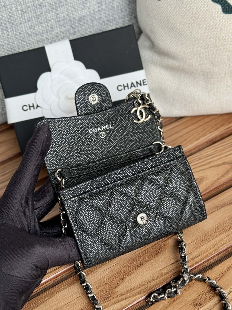 Chanel A81081 Wallet on Chain Shiny Calfskin Black small ball - Gold - View 6