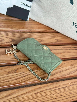 Chanel A81081 Wallet on Chain Shiny Calfskin Green - Default Title - View 4
